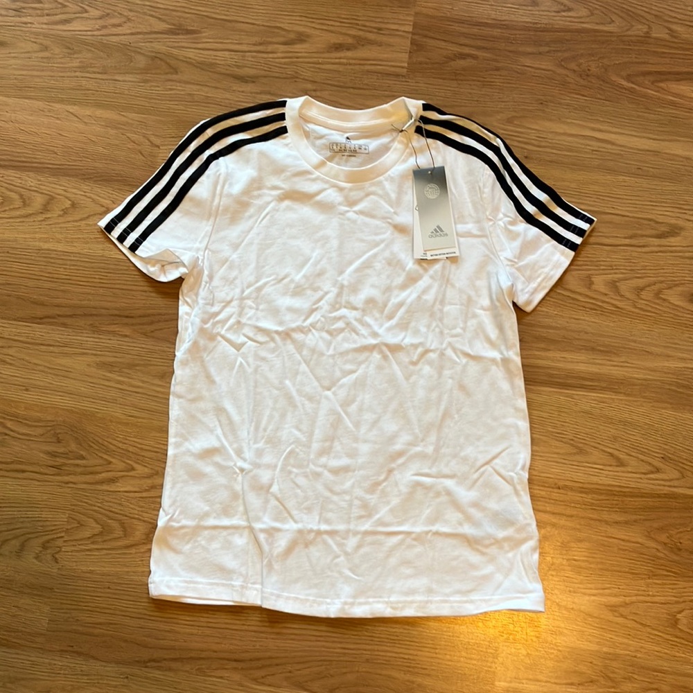 Adidas NWT Women’s Multi-Sport Tee Shirt,